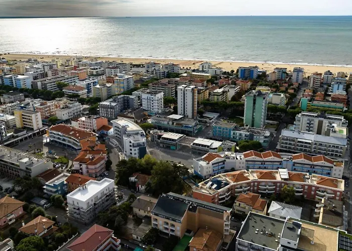 Luminous With Garden * Bibione